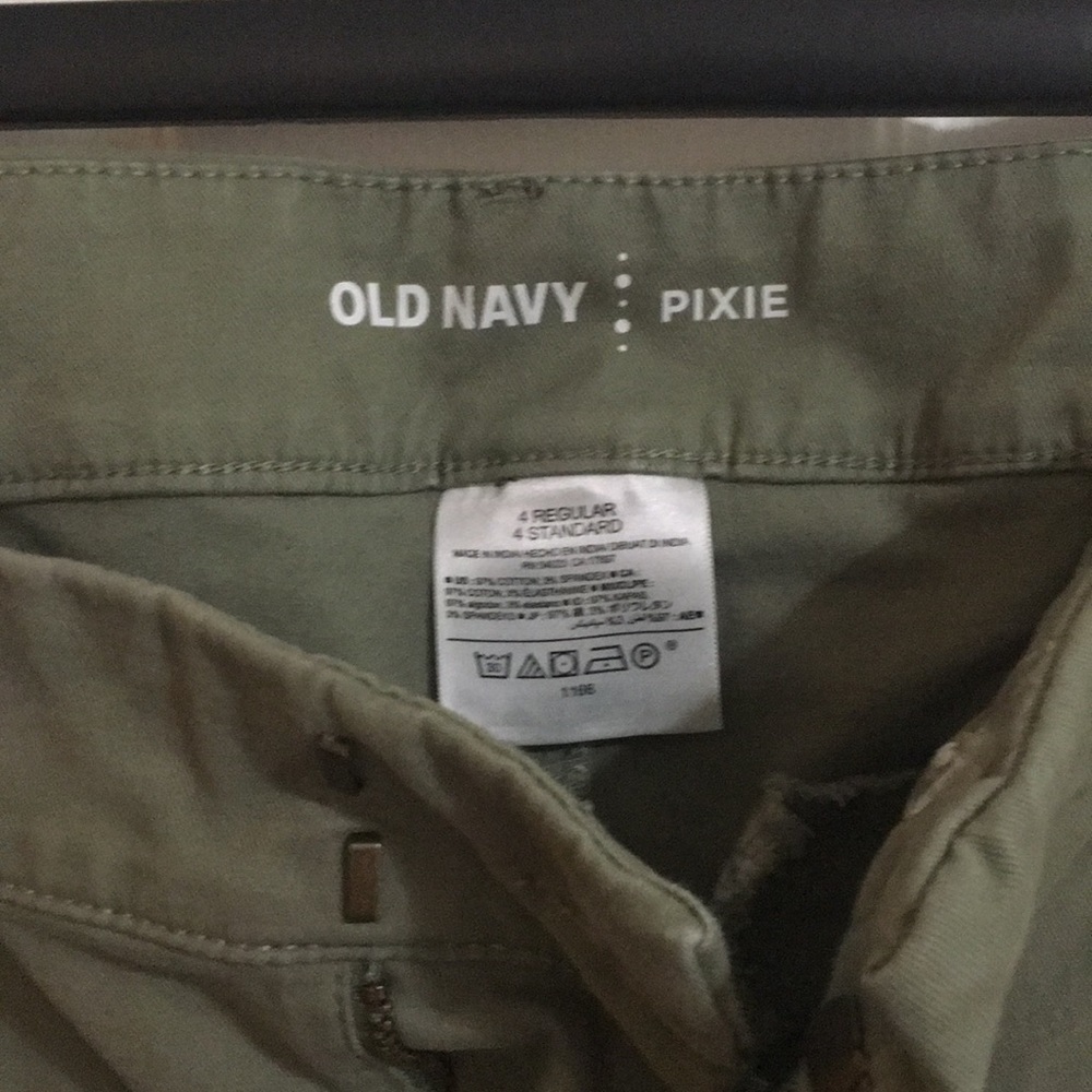 Old Navy Pixie Pants